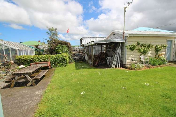 16 Matai Street Marton_21