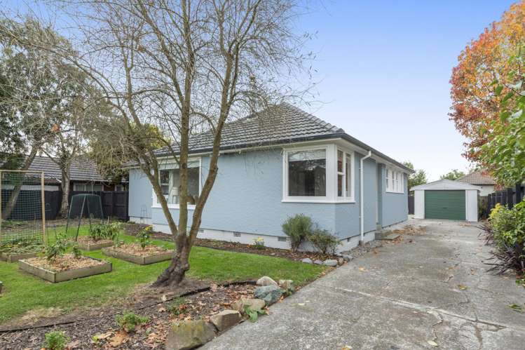 36 Eveleyn Couzins Avenue Richmond_26