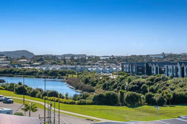 24 Tawhana Crescent Red Beach_3