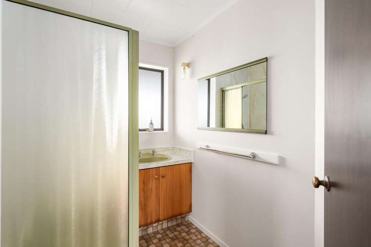 165 Oceanbeach Road Mt Maunganui_31