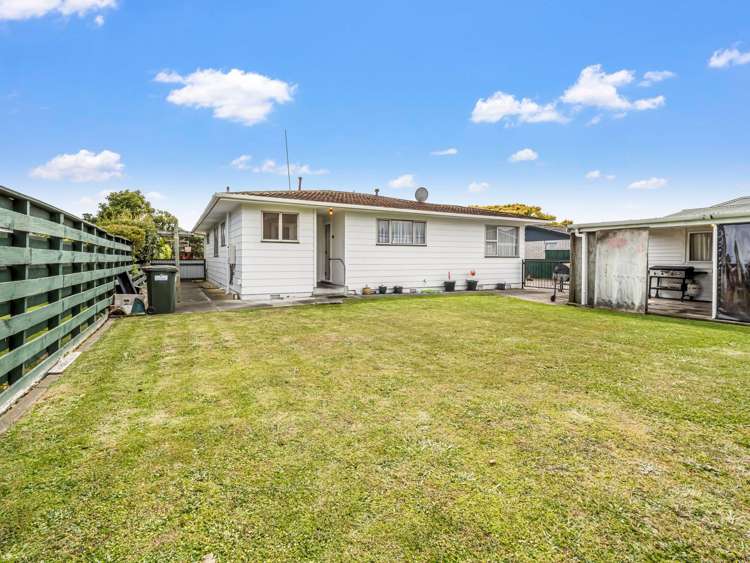 29 John F Kennedy Drive Milson_20