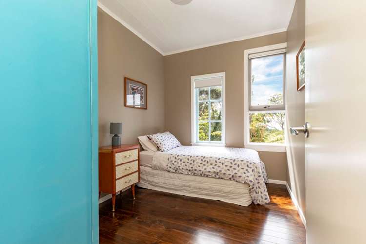 18 Arama Avenue Titirangi_11