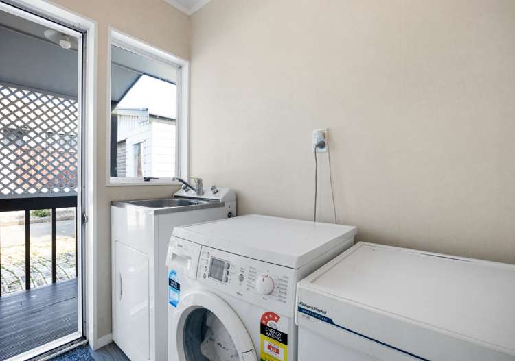 18 Dixon Road Fitzroy_11