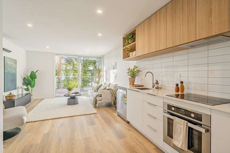 Unit 11/1 Nikau Grove Woburn_1
