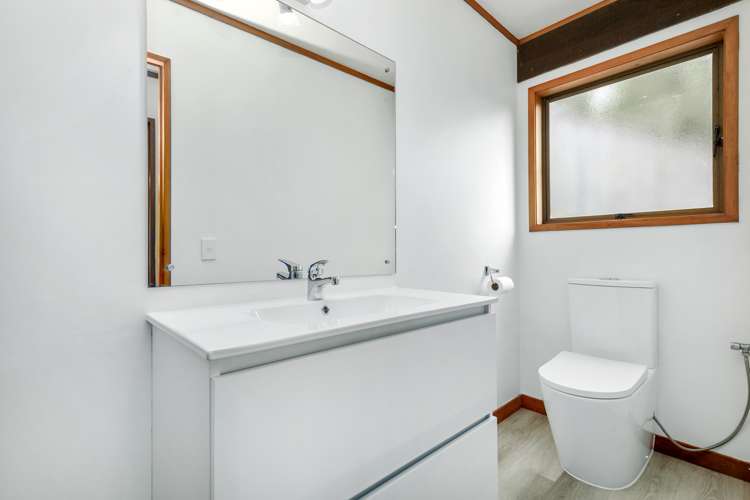 88 Pomare Road Tirohanga_21