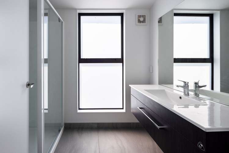 4/52 High Street Island Bay_11