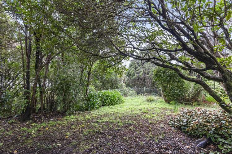 26 Collier Avenue Karori_23
