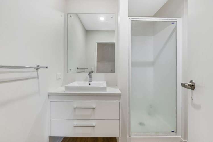 19a Masterton Road Rothesay Bay_20