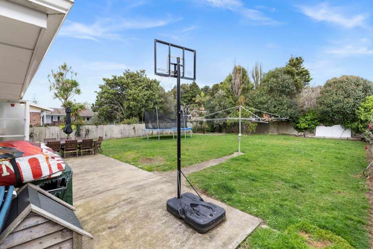 32 Collie Street Hillpark_14