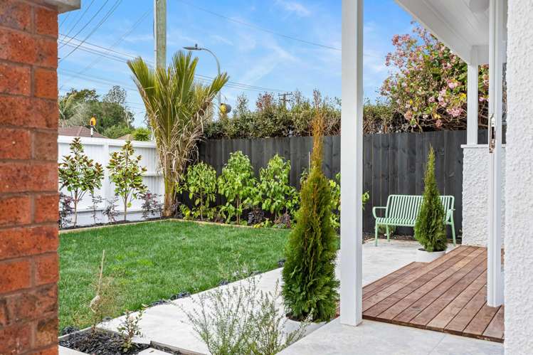 300 Point Chevalier Road_5