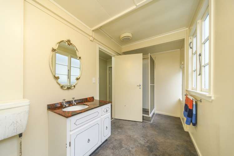 2/27 Joseph Street West End_13