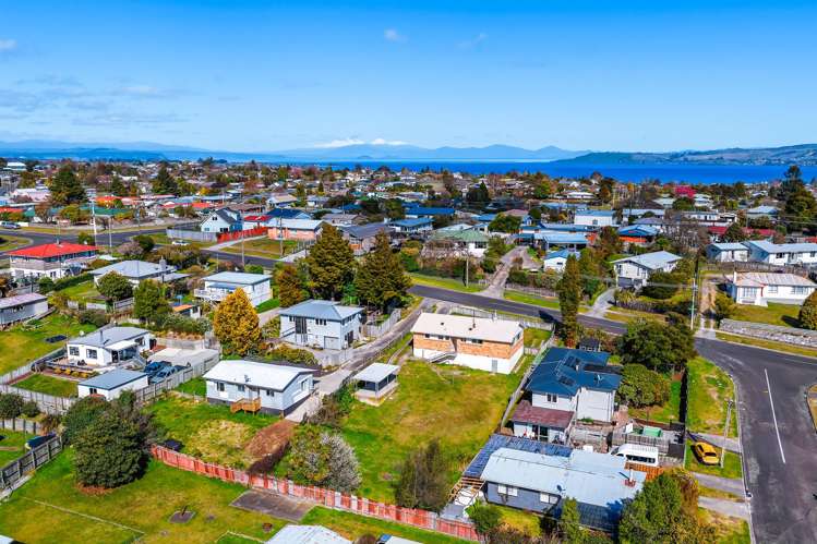 52 Terence Street Tauhara_25