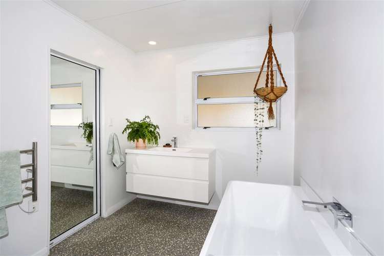 2 Hamilton Place Pukekohe_5