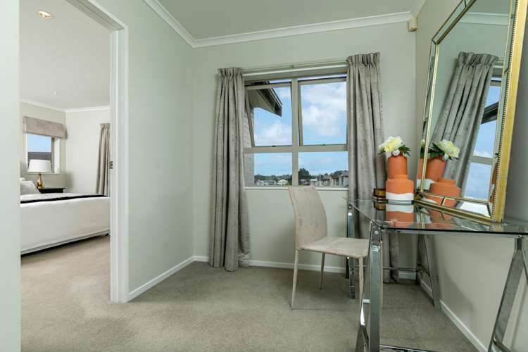 111 Mackay Drive Greenhithe_11