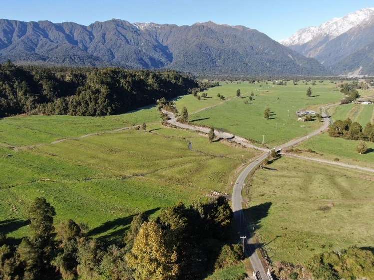 217 Poerua Valley Road Harihari_15