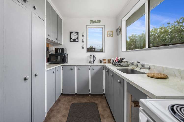 77 Edmund Road Mangakakahi_8