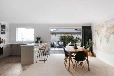 56 Te Kio Crescent_1