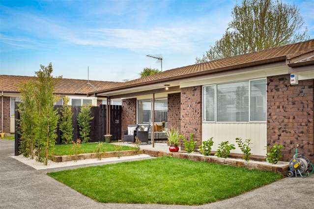 2/28 Roberts Road Te Atatu South_1