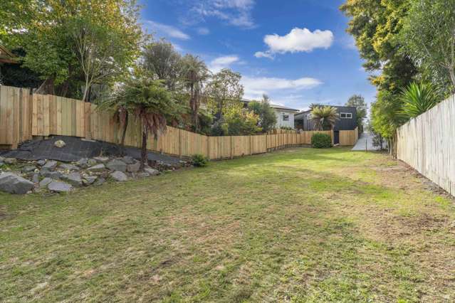 1/15 Kurupae Road Hilltop_2