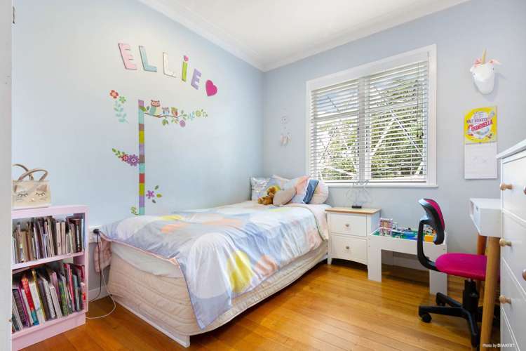 1 Merville Avenue Te Atatu South_8