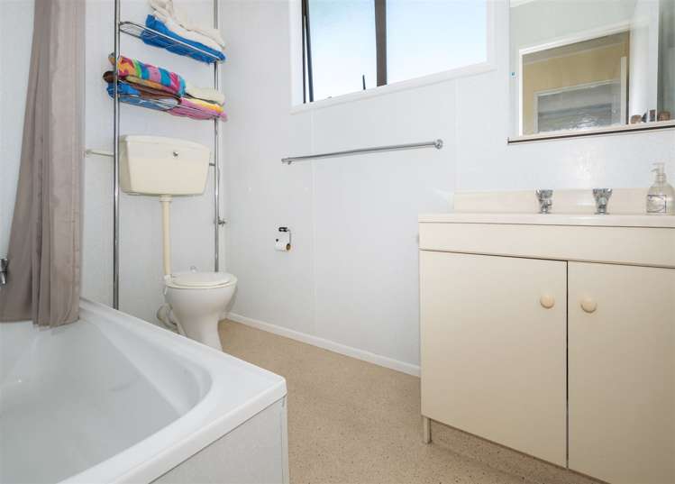 176 Rarangi Beach Road Rarangi_12