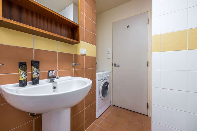 7h/82 Wakefield Street Auckland Central_13