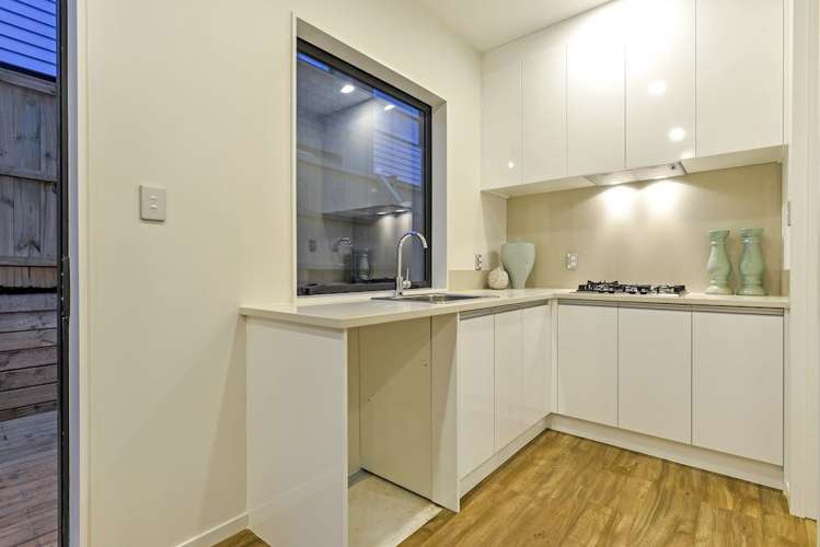 5 Azzurro Way Flat Bush_6