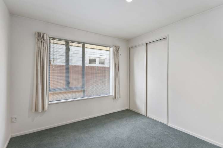 2/18 Southey Street Sydenham_9