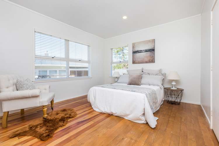 21 Raleigh Road Northcote_7