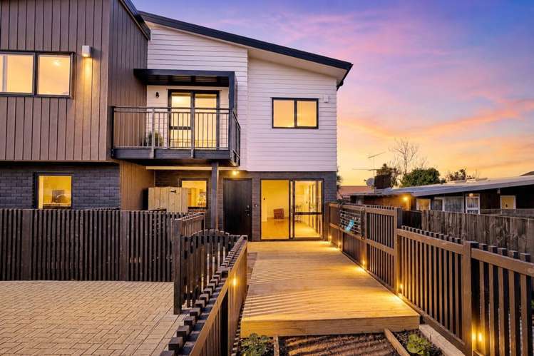 Lot 2/41 La Trobe Street_0