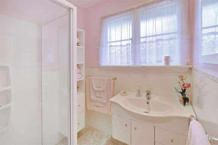 1/14 Farquhars Road Redwood_13