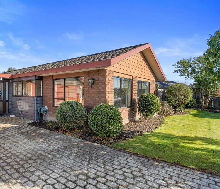 17 Coleridge Place Stoke_22