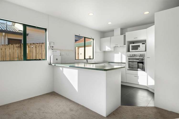 2/37 Monarch Avenue Hillcrest_5