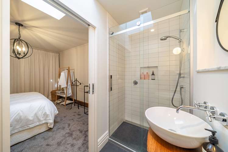 33 Wairere Road Belmont_41