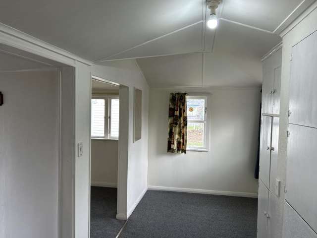 6 Duke Street Pahiatua_3