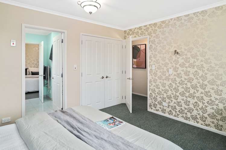 4 Cambria Gardens The Wood_23