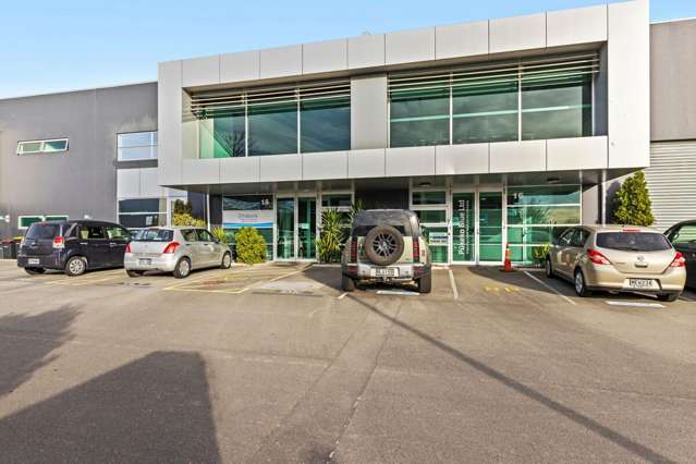 15/2 Barry Hogan Place Riccarton_2