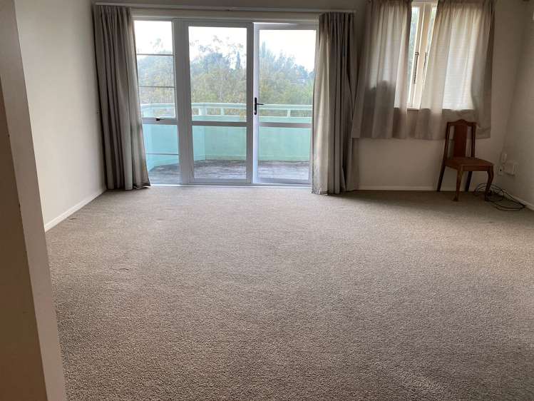 33 Henderson Crescent Parkvale_15