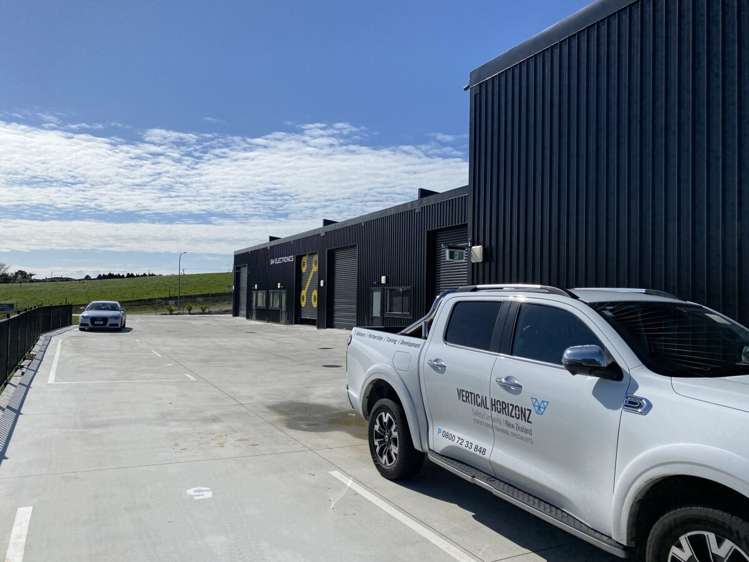 Unit 5, 60 Connett Road Bell Block_4