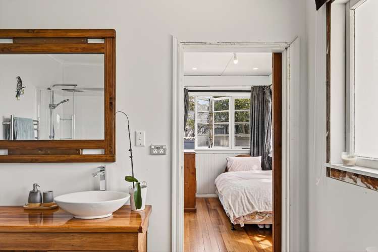 1 Montrose Street Kaiti_16