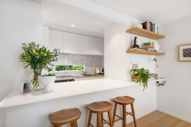 2/145 Howe Street Freemans Bay_4