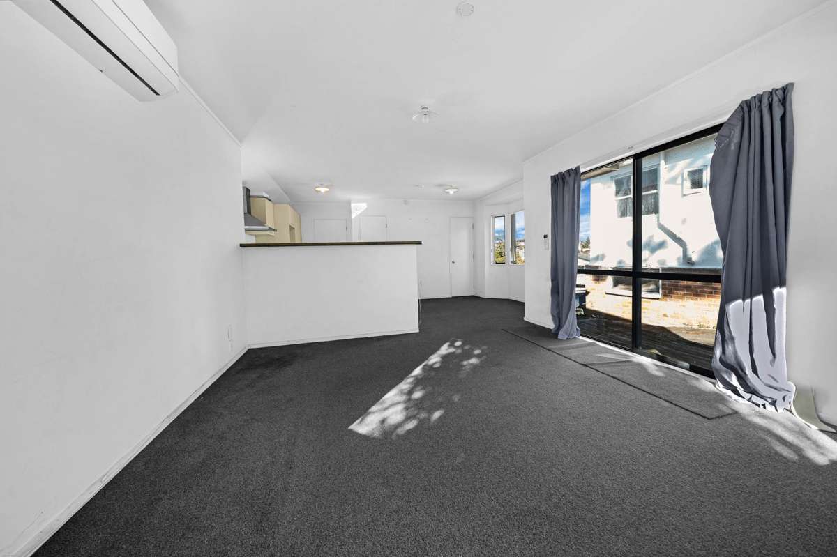172A White Swan Road_2