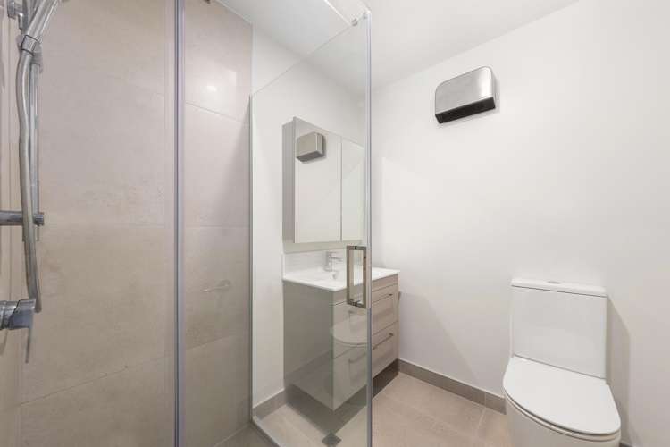 39 Bampton Street Burwood_11