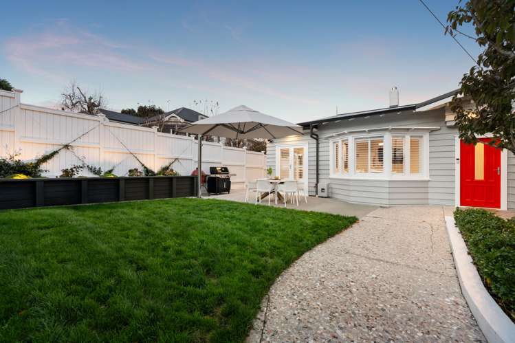 47 Pleasant Street Onehunga_24