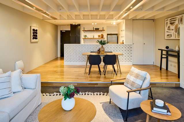 2.09/28 Waterloo Quay Pipitea_1