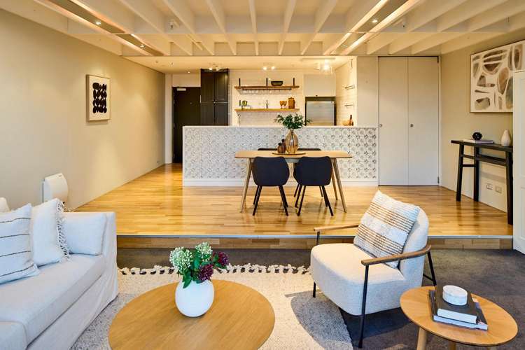 2.09/28 Waterloo Quay Pipitea_1