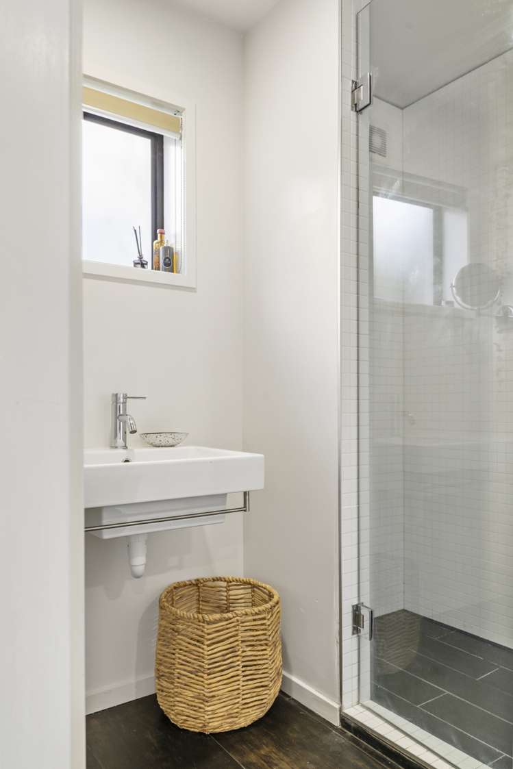 16 Ranginui Road Welcome Bay_13