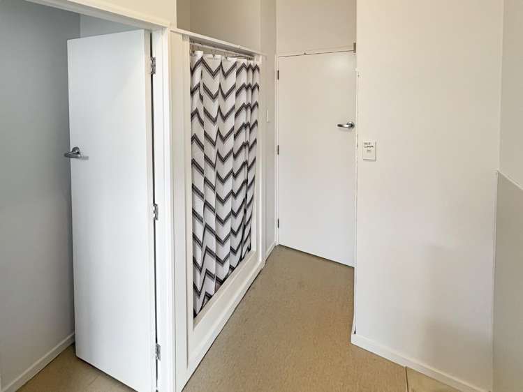 2/80 Russell Street 10930_9