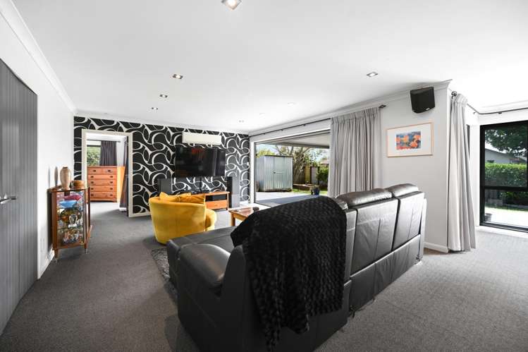 2 Ebony Court Rototuna North_15