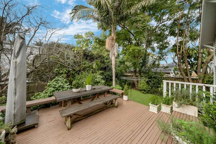 924 Mount Eden Road Three Kings_16